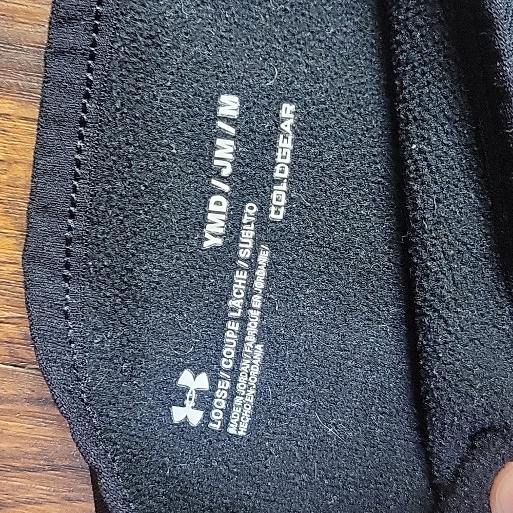 Under Armor boy youth medium long sleeve - Picture 2 of 2